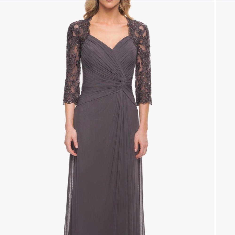 Le Femme Dress. New with tags. Size 14